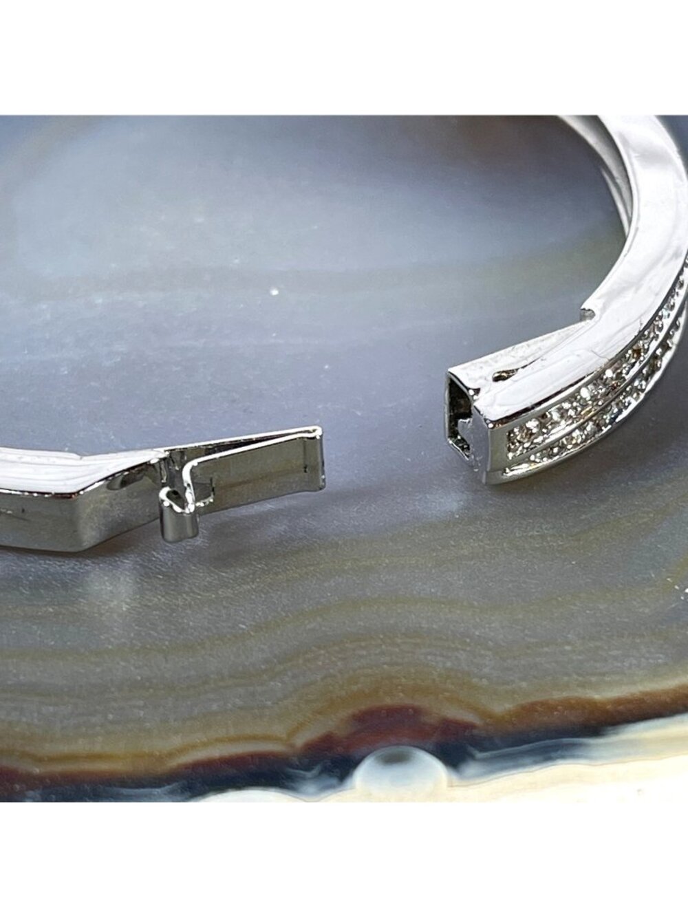 Swarovski Crystal Retired Rhodium Plated Crystal Twist Bangle Bracelet Box VTG - Picture 9 of 13